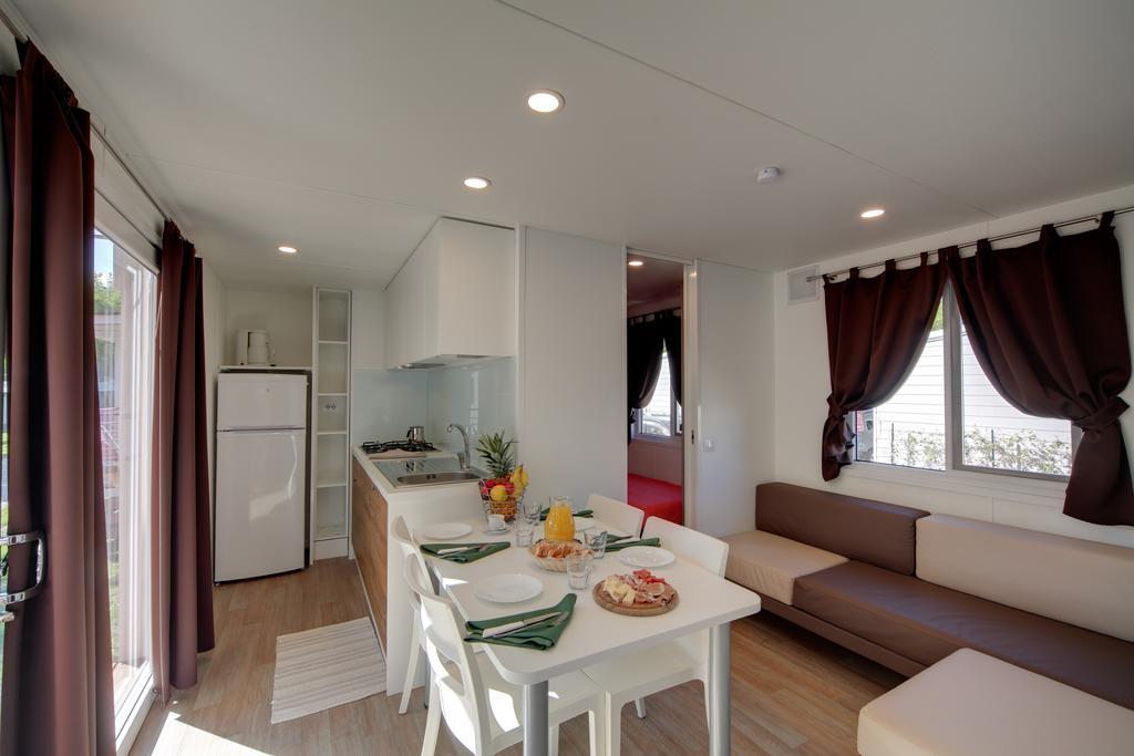Camping Residence & Lodge Orchidea บาเวโน ภายนอก รูปภาพ
